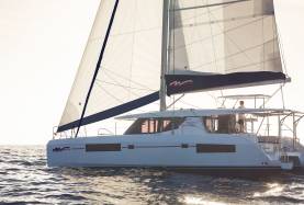 Moorings 4500 underway