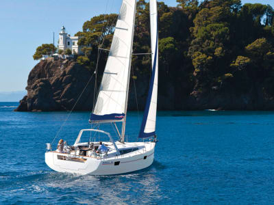 Moorings 48.4 – 4 Cabin Monohull