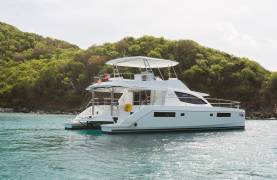 moorings 514PC underway