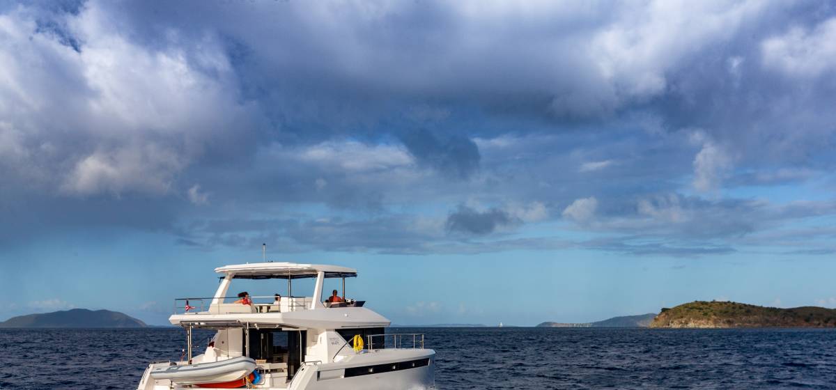 464PC heading into the distance