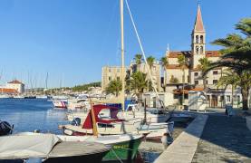 Moorings 4200 – Catamarán de 3 Camarotes