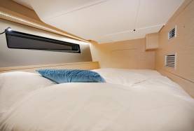 Moorings 44.4 – 4 cabin