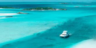 Moorings 514PC cruising in the Exumas, Bahamas