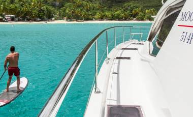 Crewed Yacht Power Charters