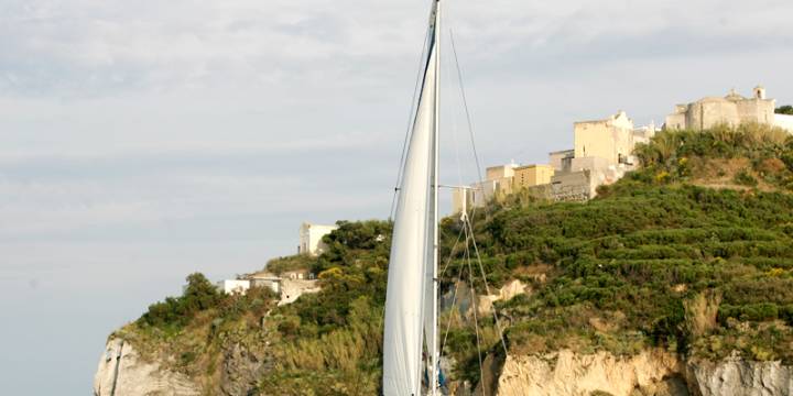 Sailing boat in Ponza