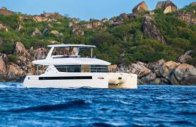 Catamarán a motor en las Islas Vírgenes